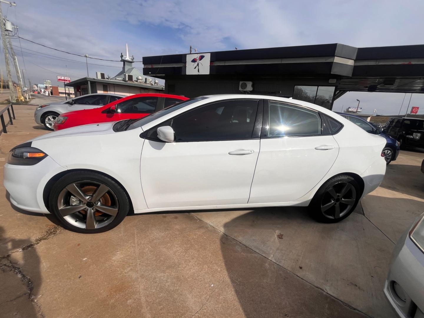 2015 WHITE DODGE DART SXT SXT (1C3CDFBB3FD) with an 2.4L L4 DOHC 16V engine, located at 8101 E. Skelly Dr., Tulsa, OK, 74129, (918) 592-3593, 36.121891, -95.888802 - Photo#1